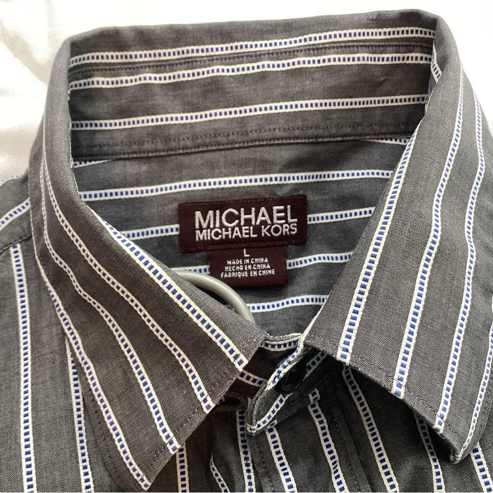 Michael Kors Striped Shirt. Size large.   B8